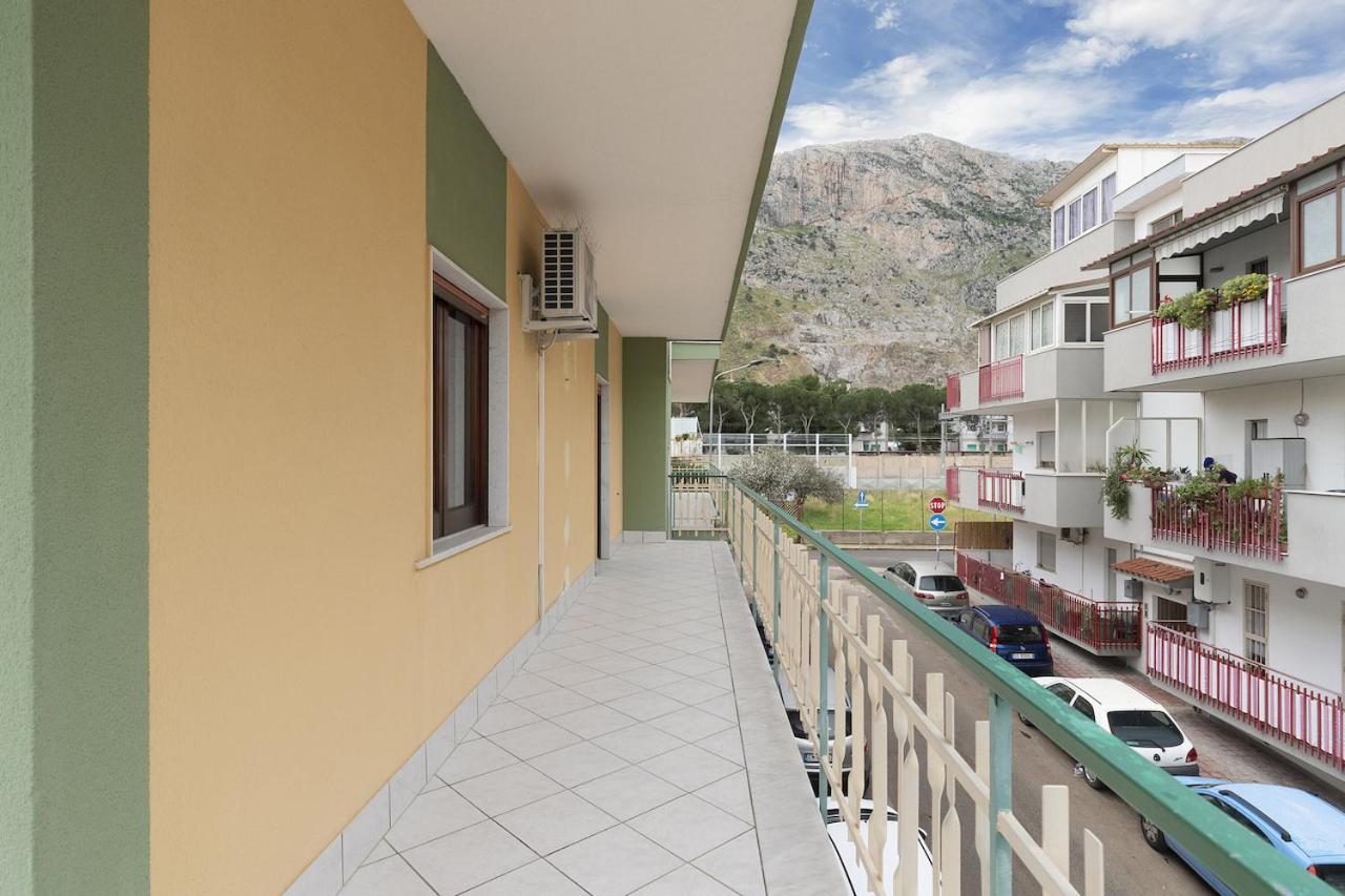 La Coccinella "Casa Vacanza" Isola delle Femmine Exterior foto